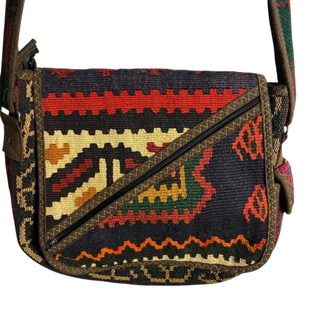 Vintage Multicolor Patterned Wool Knit Shoulder Crossbody Bag - Picture 2 of 11